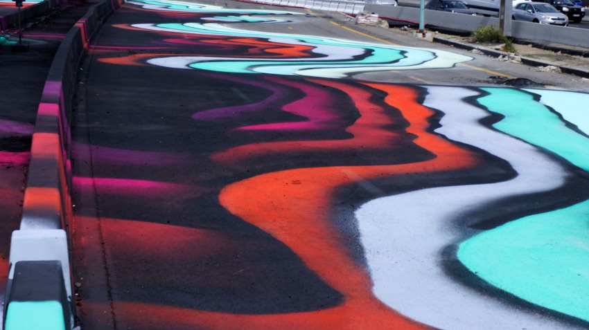 1010 - mural along a Parisian Highway #3, 2015, photo by Juliette Husler, photo credits - artist