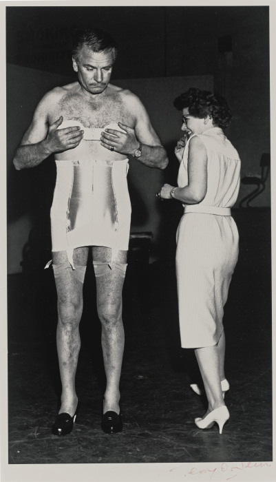 Laurence Olivier In Drag-1962 Laurence Olivier In Drag-1962