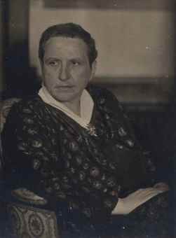 Gertrude Stein-1928 Gertrude Stein-1928