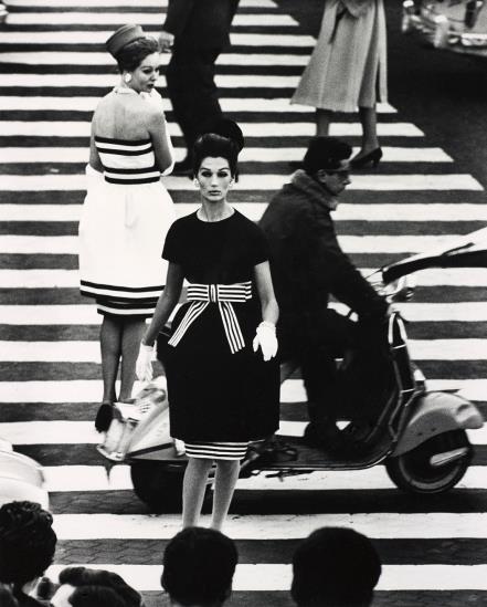 Simone + Nina, Piazza Di Spagna, Rome (Vogue)-1960 Simone + Nina, Piazza Di Spagna, Rome (Vogue)-1960