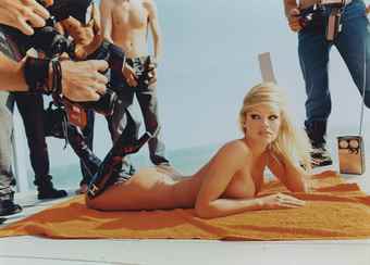 Pamela Anderson Voluptuous Attentions-2001 Pamela Anderson Voluptuous Attentions-2001