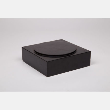 Allan McCollum-Louise Lawler-Ideal Settings: For Presentation and Display (One Pedestal)-1984 Allan McCollum-Louise Lawler-Ideal Settings: For Presentation and Display (One Pedestal)-1984