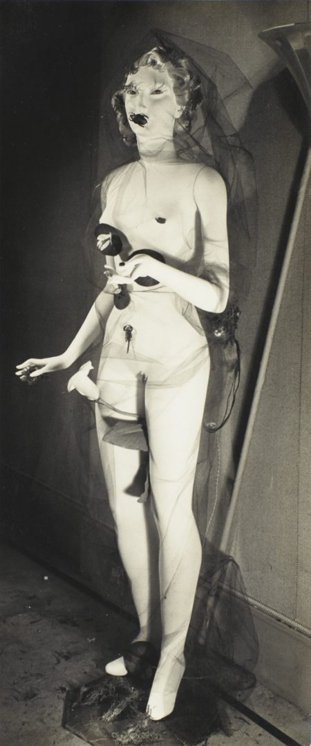 Mannequin De Sonia Mosse Exposition Internationale Du Surrealisme-1938 Mannequin De Sonia Mosse Exposition Internationale Du Surrealisme-1938