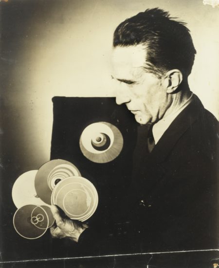 Marcel Duchamp Et Ses Rotoliefs Pour Reves A Vendre-1947 Marcel Duchamp Et Ses Rotoliefs Pour Reves A Vendre-1947
