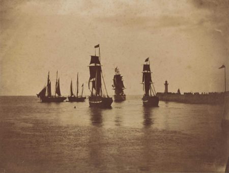 Bateaux quittant le port du Havre (navires de la flotte de Napoleon III), France-1857 Bateaux quittant le port du Havre (navires de la flotte de Napoleon III), France-1857
