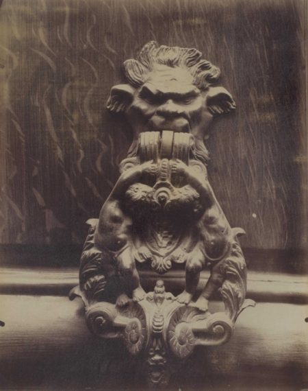 Heurtoir, 20 rue de Grenelle, Paris-1905 Heurtoir, 20 rue de Grenelle, Paris-1905