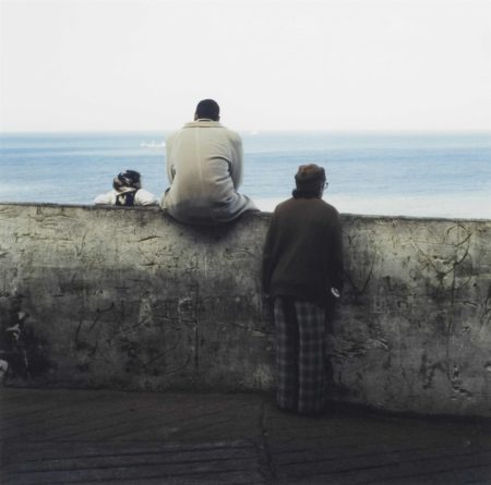 Dos a la ville # 2, serie 'Le Belvedere - Mirador de la Kasbah'-2002 Dos a la ville # 2, serie 'Le Belvedere - Mirador de la Kasbah'-2002