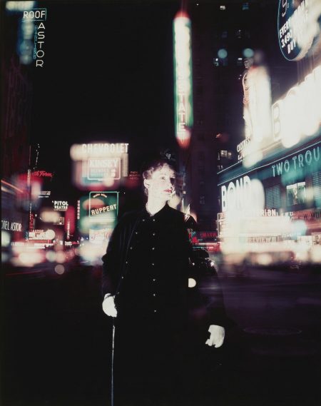 Wenda Parkinson In Times Square, Us Vogue-1949 Wenda Parkinson In Times Square, Us Vogue-1949