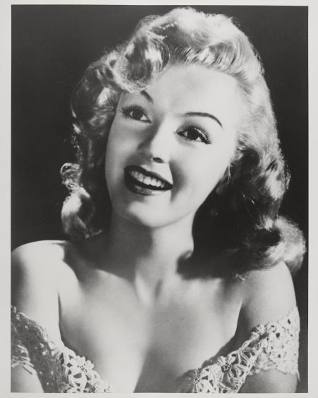Laszlo Willinger - Marilyn Monroe, Studio Shots-1948 Laszlo Willinger - Marilyn Monroe, Studio Shots-1948