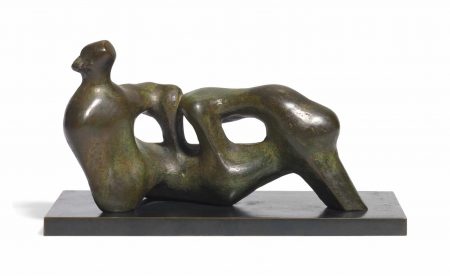 Moore Henry - Reclining Figure: Holes-1975 Moore Henry - Reclining Figure: Holes-1975