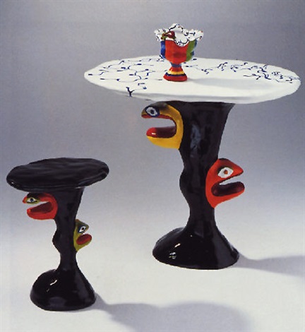 Tabouret, table et vase-1982 Tabouret, table et vase-1982