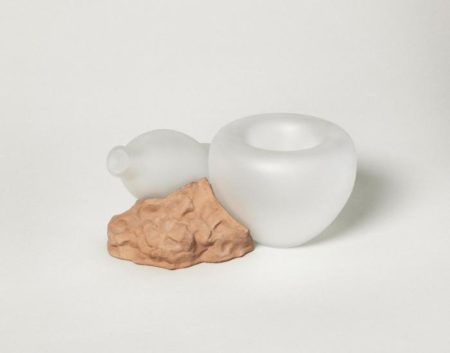 A Vase (Les objets d'artistes)-1993 A Vase (Les objets d'artistes)-1993