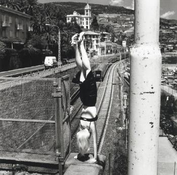 Dangerous Legs, Woman doing handtsand, Bordighera-1996 Dangerous Legs, Woman doing handtsand, Bordighera-1996