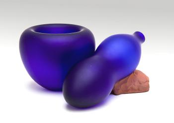 A Vase (Les objets d'artistes) / Untitled (Ohne Titel / Sans Titre)-1993 A Vase (Les objets d'artistes) / Untitled (Ohne Titel / Sans Titre)-1993