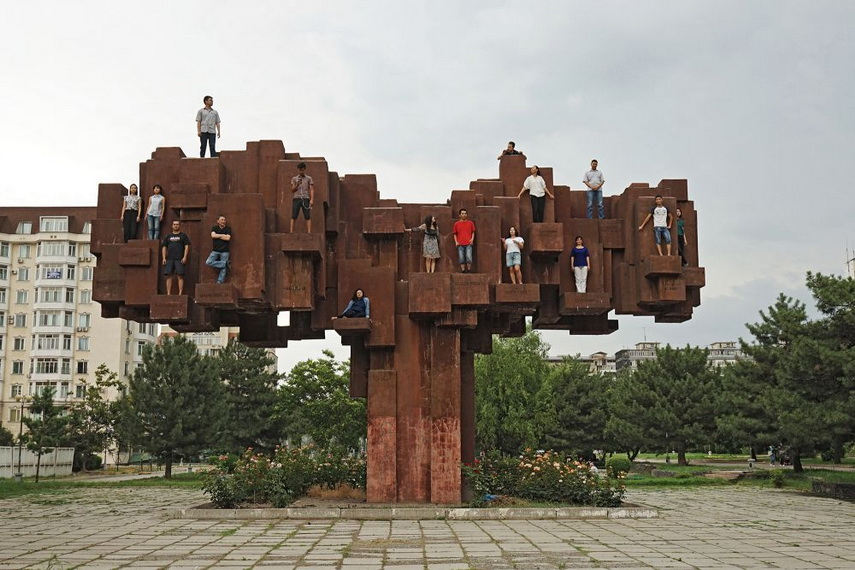 Bred Downey - The Fathers of the Nation, 2016, performance/installation