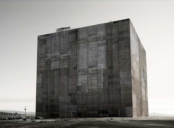 Carl Zimmerman - Exterior With Shadow, 2013 - Cold City series, architecture, maquettes, photography