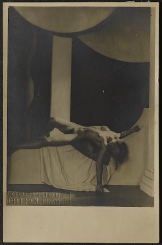 Nude on Bed-1929 Nude on Bed-1929