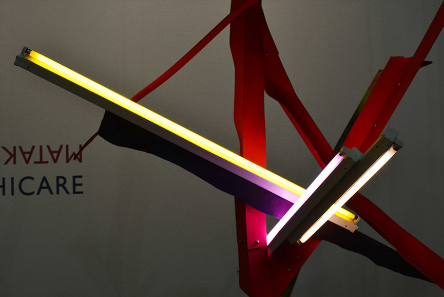 Mark Handforth - Twisted Red Star, 2016. Aluminum, neon, wood, 250 x 190 x 110 cm. Courtesy Galleria Franco Noero