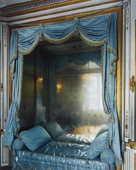 La Meridienne, Marie-Antoinette's Bed, Versailles-2007 La Meridienne, Marie-Antoinette's Bed, Versailles-2007