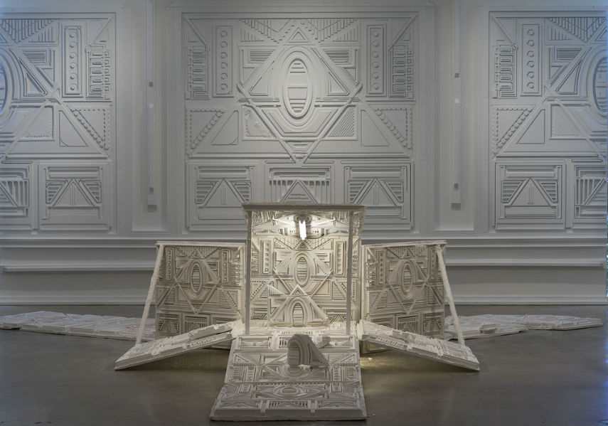 Rodrigo - Sin Heroes, installation view, 2016 press print gallery museum video