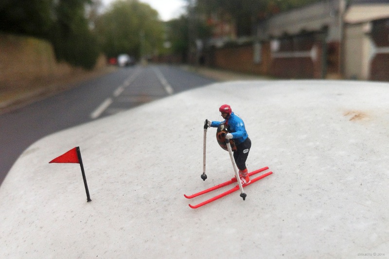 street art, installation, Slinkachu, outdoors