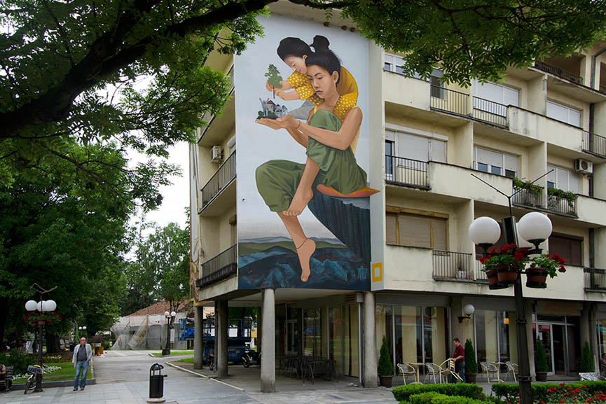 New wall by Artez