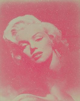 Marilyn Glamour - Pink And White