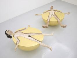 Human ball woman / Human ball man