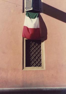 Modena (Serie: Diaframma 11, 1/125 luce naturale)
