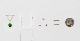 UNO (from the series Conjunto Compacto)