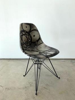 FUTURA Case Study® Side Shell Eiffel Chair