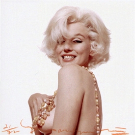 Marilyn boob