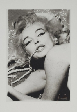 Marilyn with Jewels