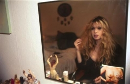 Joey in my Mirror, Berlin
