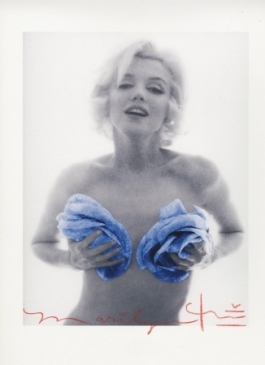 Marilyn Monroe with Blue Roses