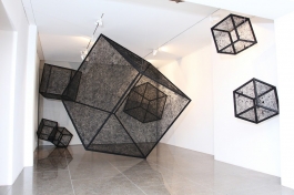 BLACK CUBES SOLOS