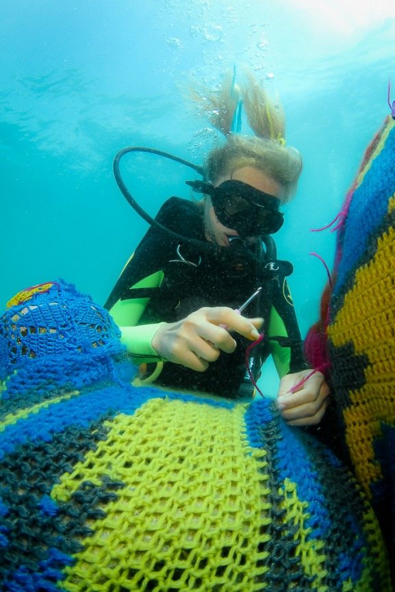 underwatercrocheting 