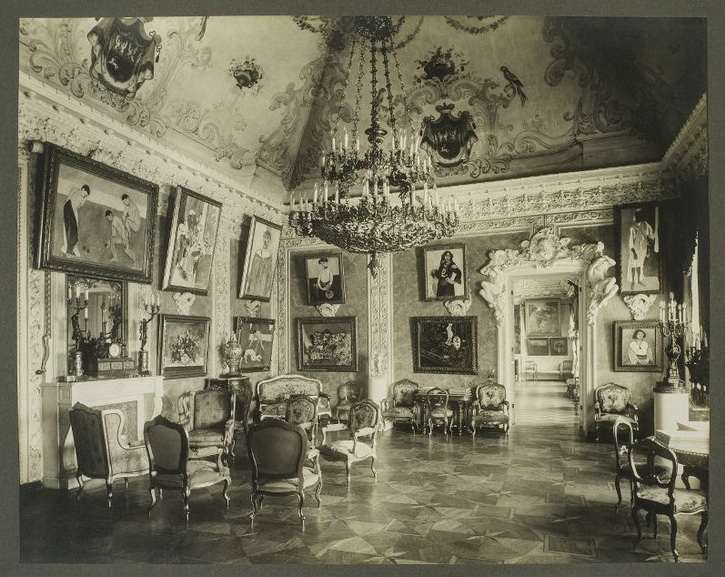 1913 Matisse Hall in the S.I. Shchukin