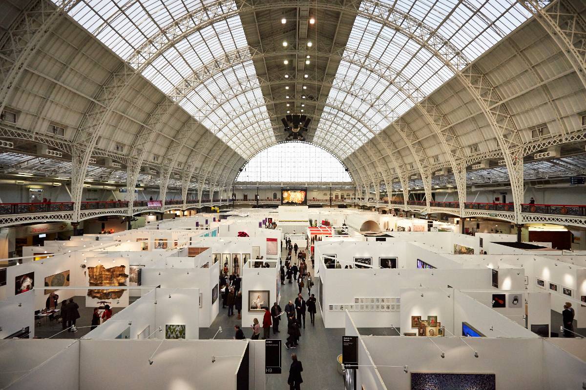 Beyond the Booth How Gallerists Do and Prepare for Art Fairs Widewalls