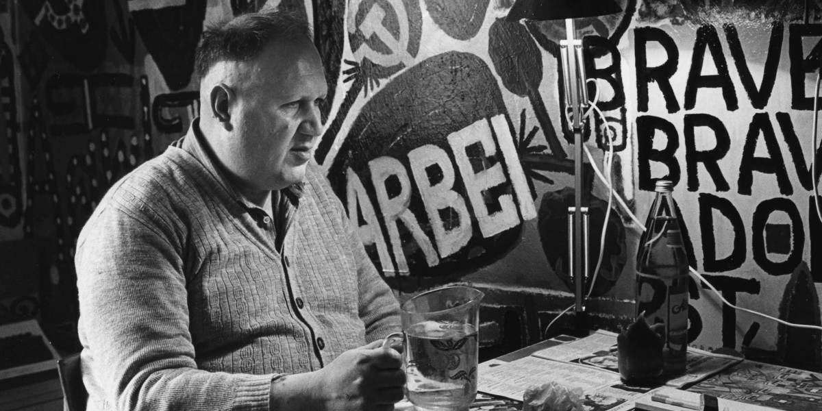 Biography of August Walla Widewalls