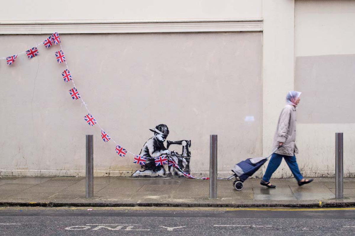 banksy-slave-labour-widewalls