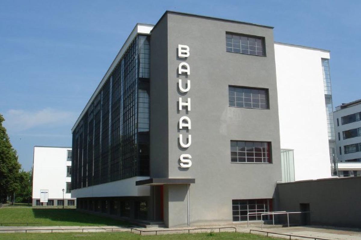 The Modern Letter – The Best of the Bauhaus Typography | WideWalls
