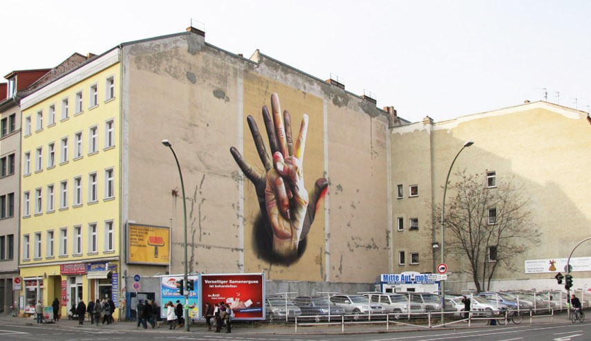 CASE Maclaim - Unter der Hand Mural in Berlin, 2016 - Image via andberlincom