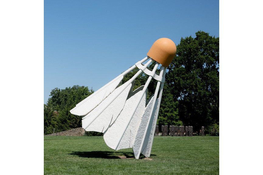 7 Claes Oldenburg and Coosje van Bruggen Artworks To See Around the