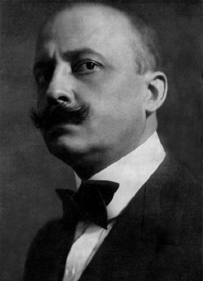 futurismo published its founding poetry in milan