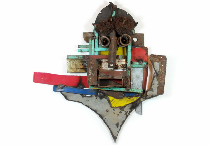 The works of Gonçalo are higly respected and recognized at his home and in Paris