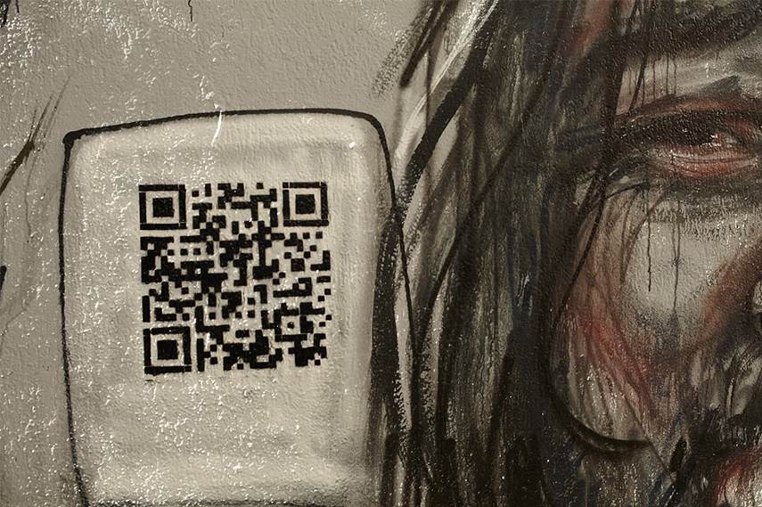 Herakut - Portrait of Karim and the QR code search using privacy points 2015