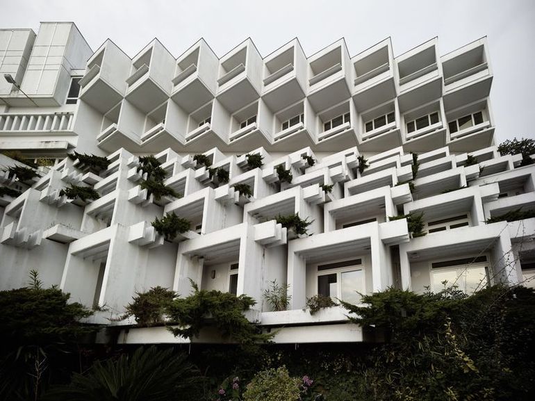 Hotel Adriatic II, 1970–71