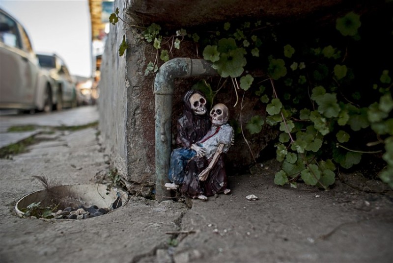 Cement Skeletons Chiapas, Mexico, 2013 installation, eclipses 2016 belgium