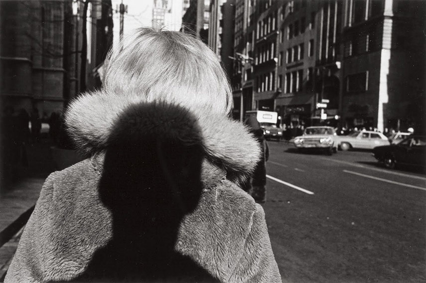 portrait by photographer Lee Friedlander - New York City, 1966 gives interesting lighting ideas